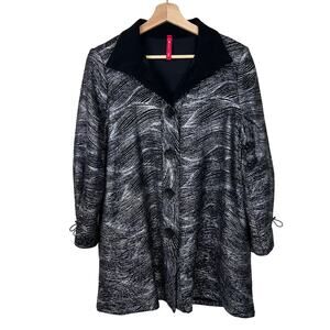IC By Connie K Jacket Medium Black and Silver Swirl Pattern Stretch Button Front